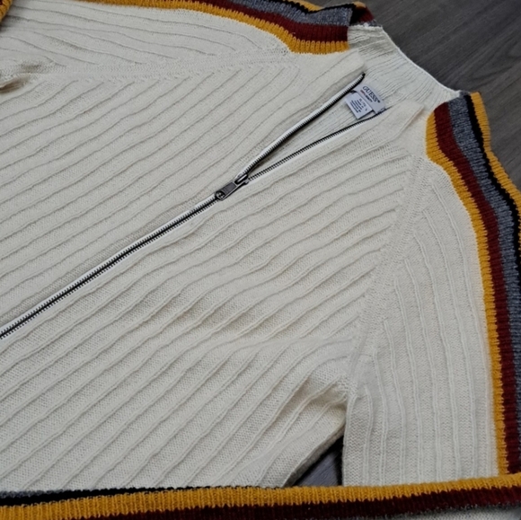 Guess Jackets & Blazers - Vintage Guess Lambs Wool Zip up Sweater Jacket Women's Size XL